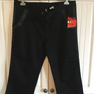 emily strange 3/4 pants new rare